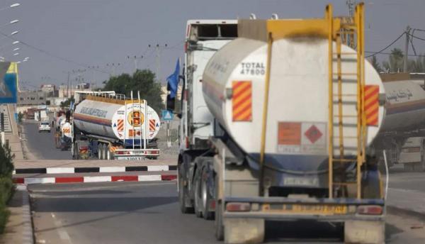 دخول ثالث قافلة من شاحنات المساعدات معبر رفح من مصر متجهة إلى قطاع غزة