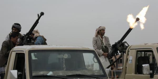 مصدر: عصابة الحوثي متورطة في تفجير الموقف بين قبائل أرحب وبني الحارث