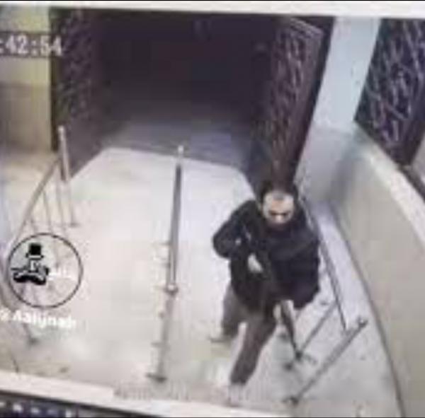 اتهامات لمخابرات الحرس الثوري بالوقوف وراء جريمة مدينة شيراز الإيرانية