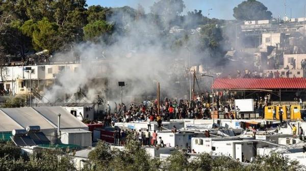 اشتباكات وحريق في مركز مكتظ بالمهاجرين بقبرص