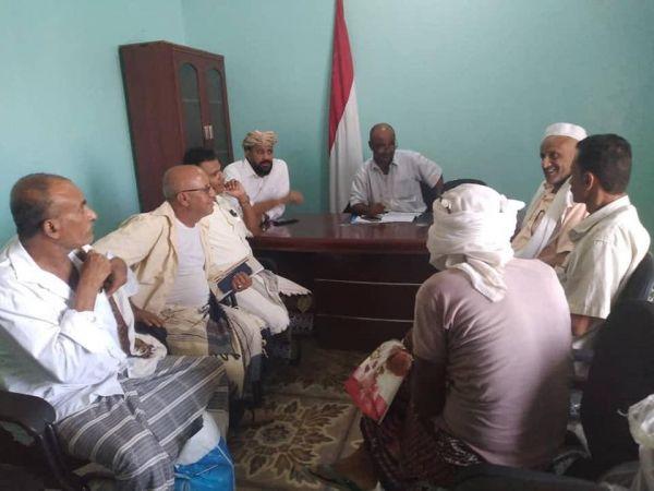 الخوخة.. لقاء يمهد لإعادة تفعيل العمل القضائي بمحكمة المدينة 