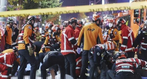 مقتل 59 شخصا وإصابة 150 آخرين إثر حادثة تدافع في كوريا الجنوبية