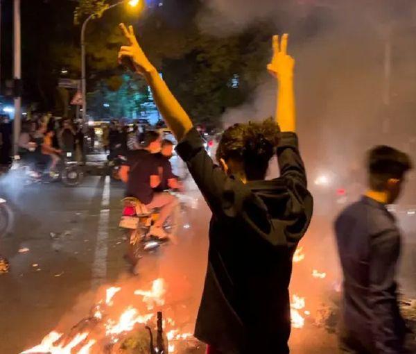 منظمة حقوق الإنسان الإيرانية: ارتفاع عدد القتلى في احتجاجات إيران إلى 253 شخصا