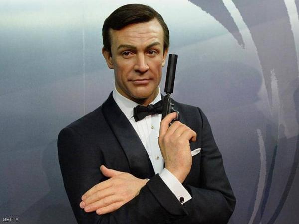 وفاة "أول جيمس بوند" بالتاريخ