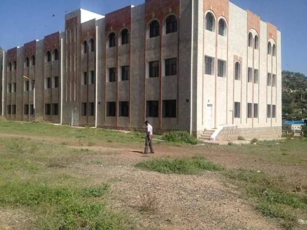 العصابة الحوثية تعطل التعليم الفني والصناعي بمديرية بعدان في محافظة إب