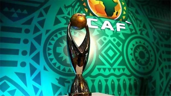 (كاف) يحدد موعد قرعة دور المجموعات لدوري الأبطال والكونفيدرالية