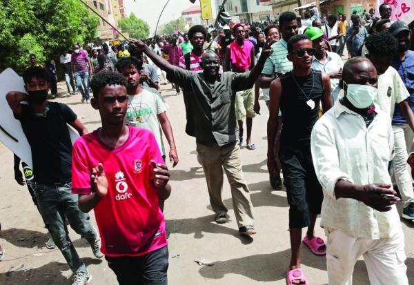 السودان..تحذير حاسم من البرهان لـ«الإخوان»