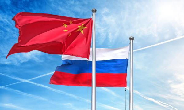 الصين: علاقتنا بروسيا راسخة كالصخر