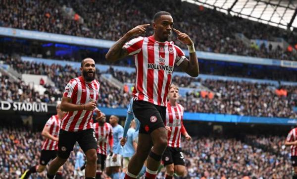 برنتفورد يسقط مانشستر سيتي أمام جمهوره