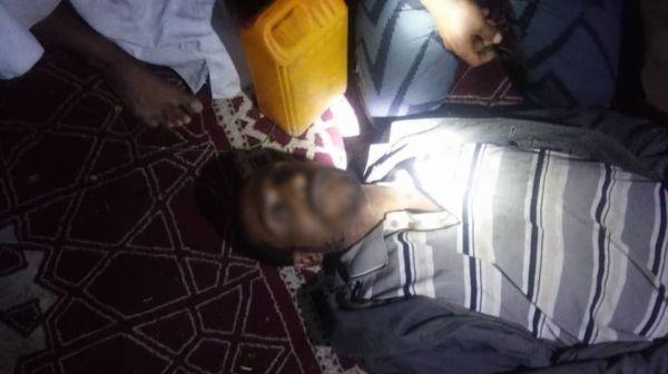 رسوم الحوثي الدراسية تدفع مواطن للانتحار