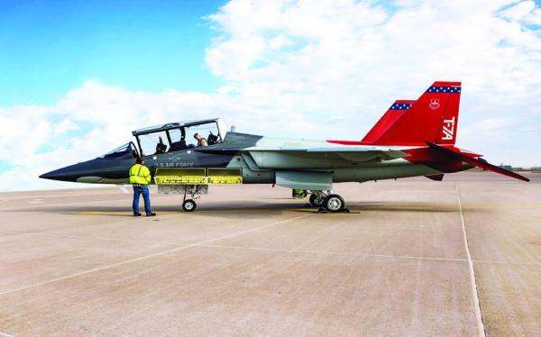 بوينغ تقترب من إعلان شراكة جديدة لتسويق طائرة التدريب T-7 عالمياً