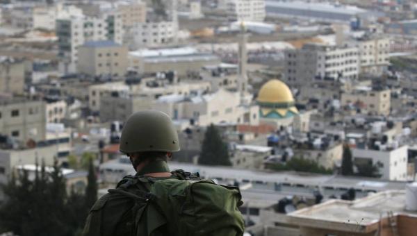 الهلال الأحمر الفلسطيني: وثقنا 180 انتهاكاً إسرائيلياً بحق طواقمنا بالضفة منذ بداية الحرب