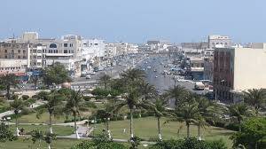 الحوثيون يفصلون 973 تربوياً في الحديدة من وظائفهم بينهم 160 نازحاً ويجبرون البقية على الدوام في مواقع الاشتباكات..! 