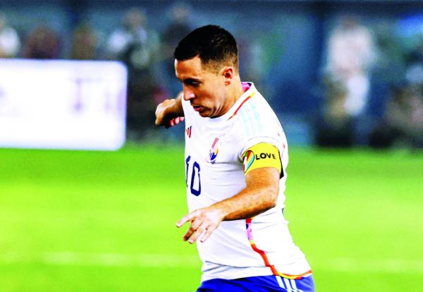 هازارد.. قائد يرفض الاستسلام