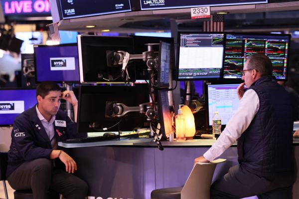 الأسهم الأمريكية في حالة ترقب لمحضر «الاحتياطي» ونتائج «إنفيديا»