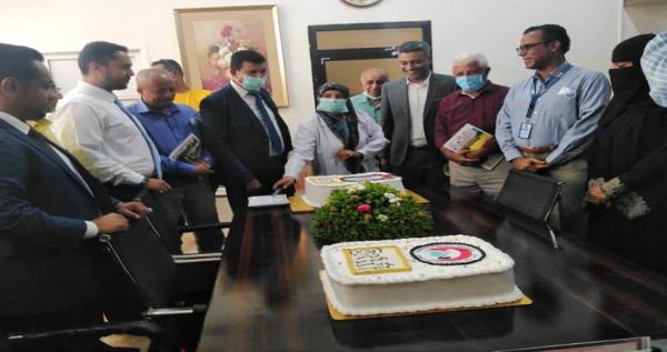 مستشفى الصداقة في عدن يدشن العمل في وحدة الفحص الجزئي “pcr”