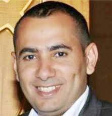 قال بأن إيرادات وزارته تذهب للحوثيين.. الصحفي العليي: هذا أسوأ وأفشل وزير في الحكومة الشرعية..!؟ - (أسماء وتفاصيل)