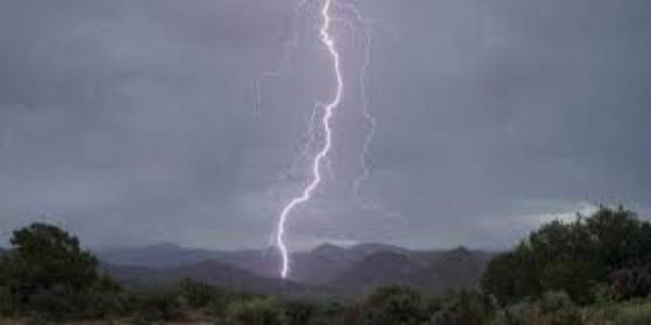 الإرصاد يكشف توقعات الساعات القادمة "للمنخفض الجوي" ويحذر من عبور هذه المناطق