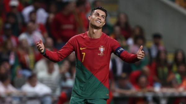 رونالدو لتحطيم رقم تاريخي عمره أكثر من نصف قرن