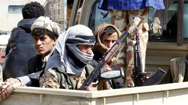 صراع لصوص المليشيا.. "حمزة أبو طالب" يستولي على 200 مليون ريال من جبايات "المولد النبوي" واتهامات لـ"عبدالكريم الحوثي" بالتستر عليه..! - تفاصيل