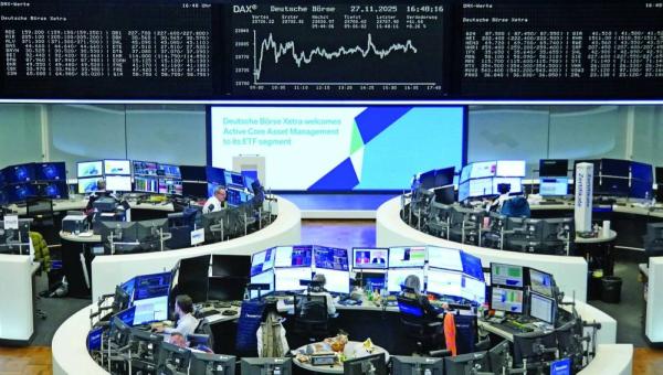 تواصل مكاسب الأسهم الأوروبية واليابانية مع تقييم الآفاق الاقتصادية