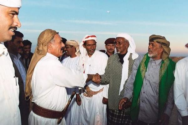  علي عبد الله صالح.. ظل الوطن حياً في ضميره ووجدانه
