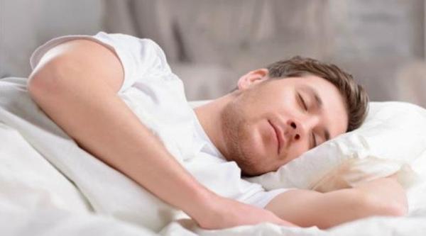 حيلة طعام بسيطة لنوم أسرع