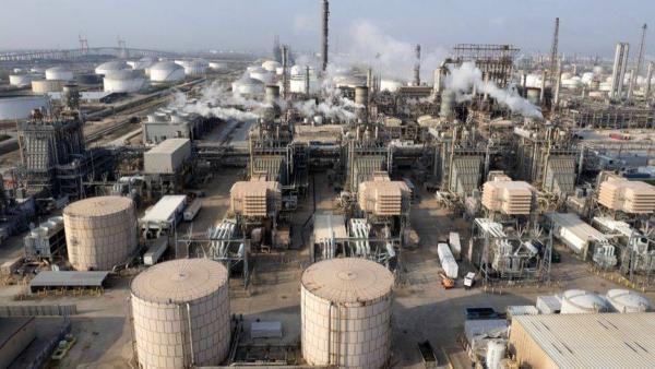 النفط يستقر وسط مخاوف تأثر المعروض بالمخاطر الجيوسياسية