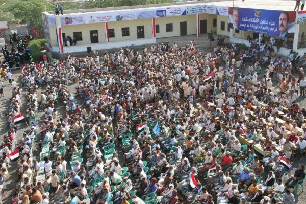 شاهد - عاصفة ديسمبرية تجتاح الساحل الغربي: بالروح بالدم نفديك يايمن