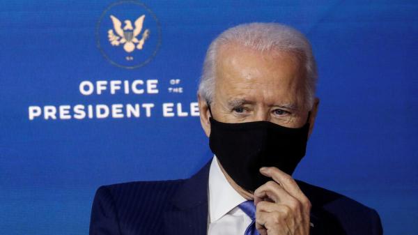 بايدن سيطلب من الأمريكيين ارتداء الكمامة لـ 100 يوم