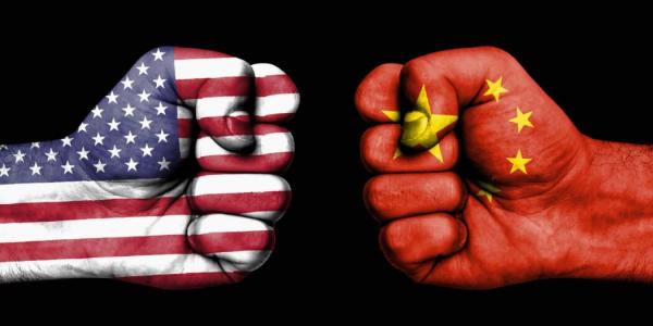 أميركا تعلق برامج للتبادل مع الصين