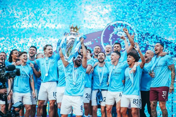 الدوري الإنجليزي يعلن بيع حقوق بث مبارياته بمبلغ خرافي
