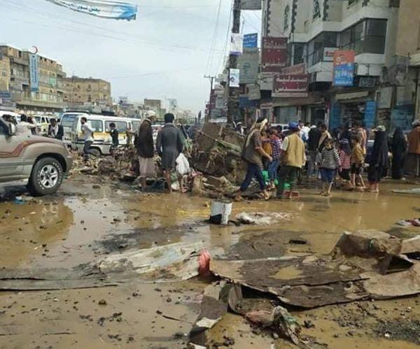 مليشيات الجبايات تفرض على مجموعة تجارية إصلاح  طرقات في صنعاء