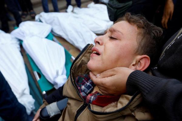 «الصحة الفلسطينية»: ارتفاع حصيلة قتلى الحرب على غزة إلى 17997
