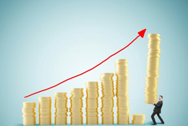 زيادات رواتب الموظفين تربك سياسات البنوك المركزية