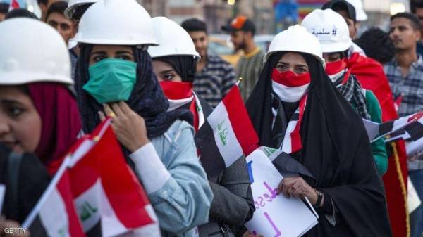 المحتجون يغلقون طرقا رئيسية في 3 محافظات جنوبي العراق