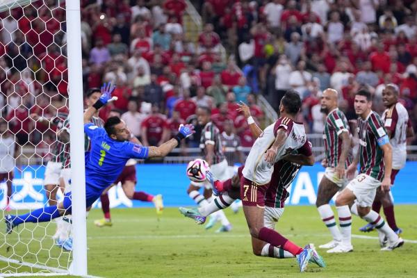 العقدة البرازيلية تبدد أحلام الأهلي «المونديالية»
