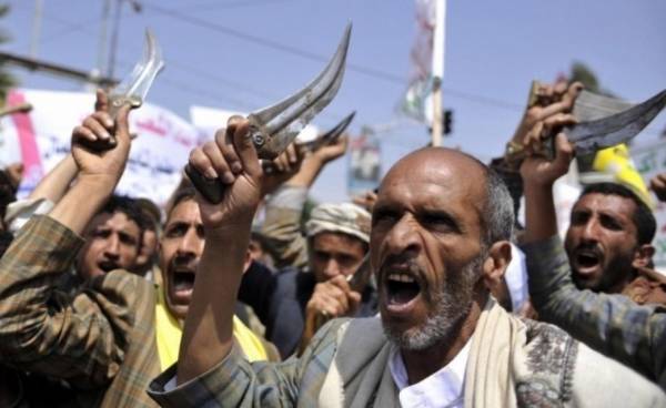 تفاصيل ما ارتكبته مليشيا الحوثي صباح اليوم في حي القاع بصنعاء واسفر عن سقوط 5 ضحايا من أبناء البيضاء..!؟