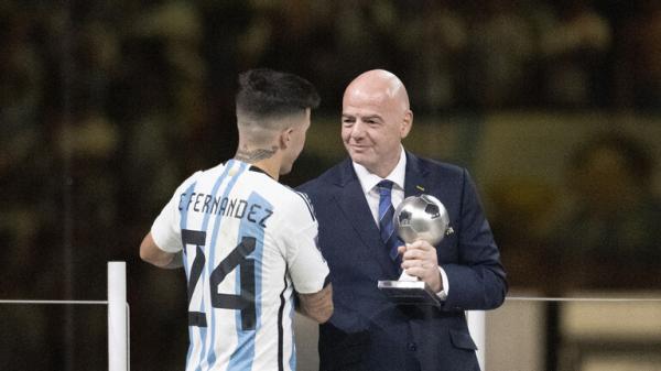 إنفانتينو يخطط لتغيير موعد إقامة كأس العالم