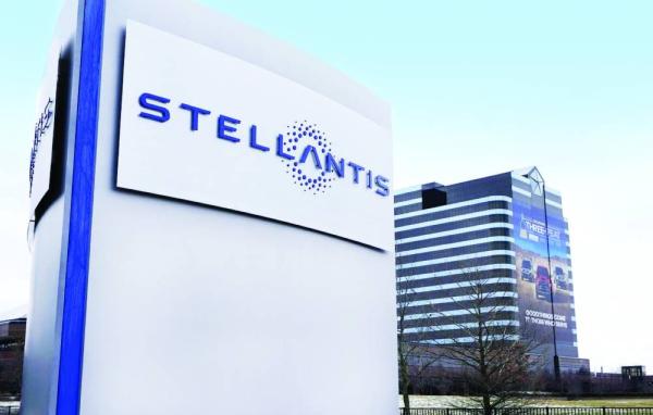 «ستيلانتس» تحذر: حزمة السيارات الأوروبية تهدد الاستثمارات في القارة