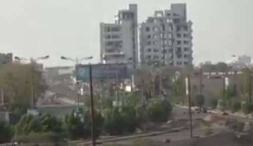 مشرف المليشيا بالأمن السياسي "العميسي" يهين محافظ الحوثيين بالحديدة "قحيم" ويطلق عليه هذا الوصف..! – (صورة+تفاصيل)