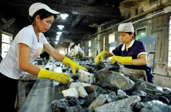  الصين تؤكد التزامها بتيسير التجارة وتعزيز استقرار سلاسل التوريد العالمية