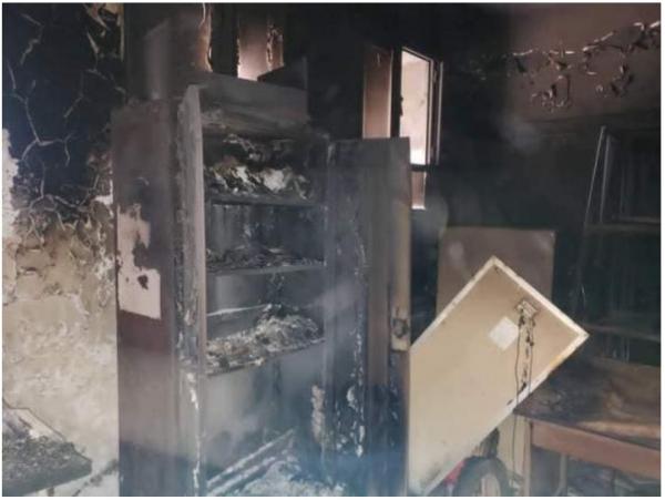 عناصر حوثية تحرق مدرسة الروم  بمديرية كسمة في ريمة