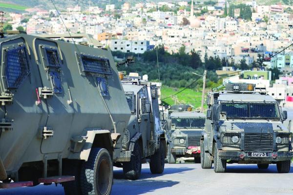 إسرائيل تُواصل الاعتقالات ومصادرة الأموال في الضفة