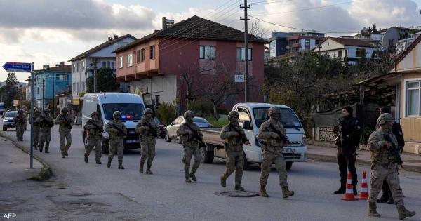 مقتل 6 من عناصر داعش و3 من الشرطة التركية في عملية أمنية بولاية يالوفا