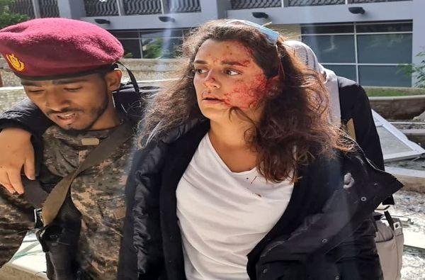 إصابة متحدثة الصليب الأحمر في اليمن بعملية استهداف مطار عدن الدولي