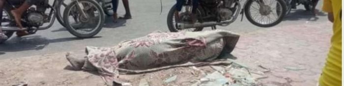 ميليشيا الحوثي تقتل مختل عقليًا مزق صورة عبد الملك الحوثي في الحديدة.
