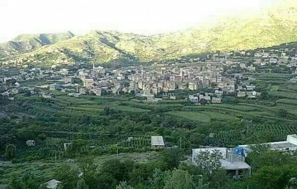 اب : مقتل شاب برصاص عناصر حوثية بعد فضحهم بالتجسس على المنازل ليلاً.