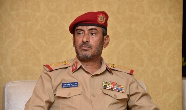"الفريق بن عزيز يوجه رسالة للضباط والصف والجنود: نعتزم إنهاء تدخل إيران في اليمن"