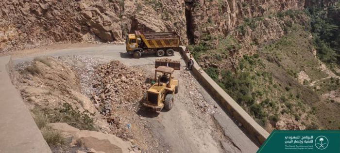 استئناف العمل في مشروع اعادة تاهيل طريق هيجة العبد الإستراتيجي
